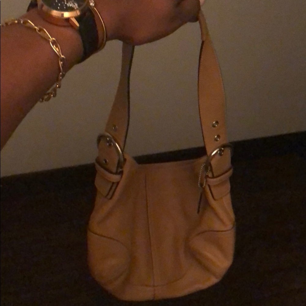 *OFFERS* COACH - Picture 3 of 8
